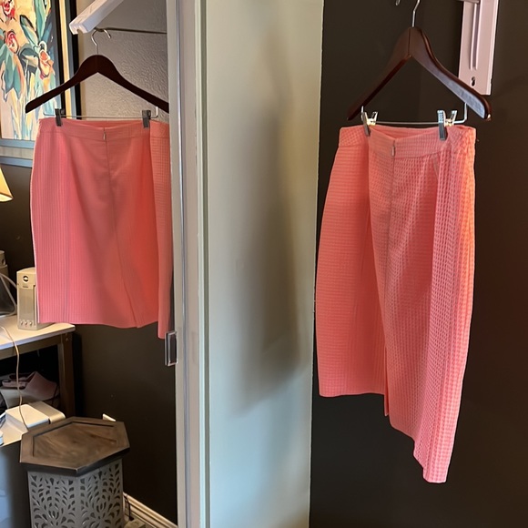 Halogen, pencil skirt, neon orange/pink and cream, size 14 - Picture 6 of 7